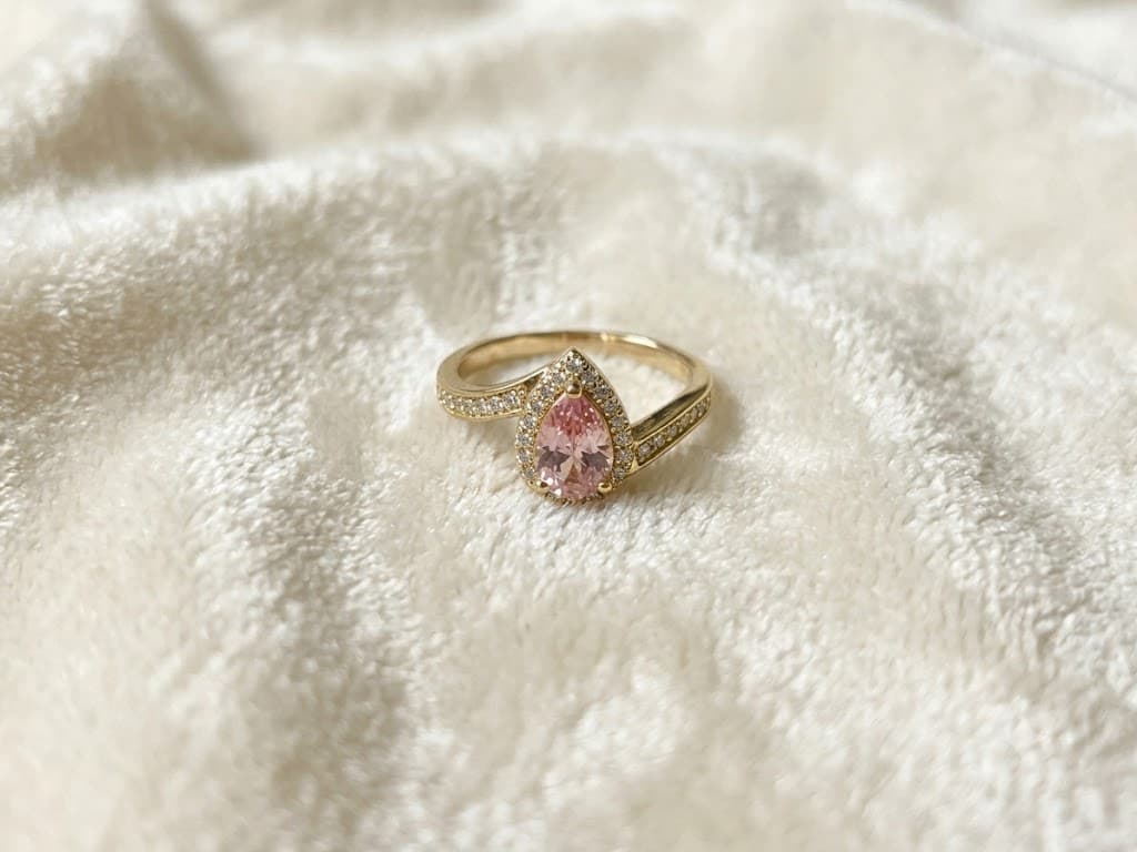 Aurora Peach Teardrop Ring