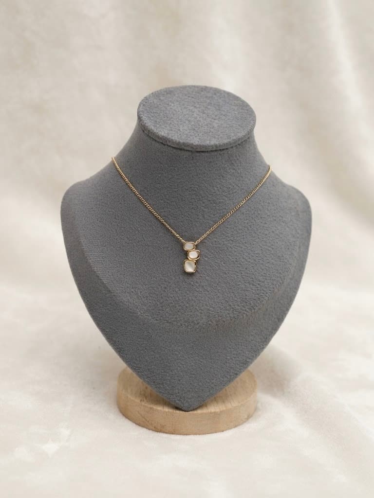 Mother-of-Pearl Necklace